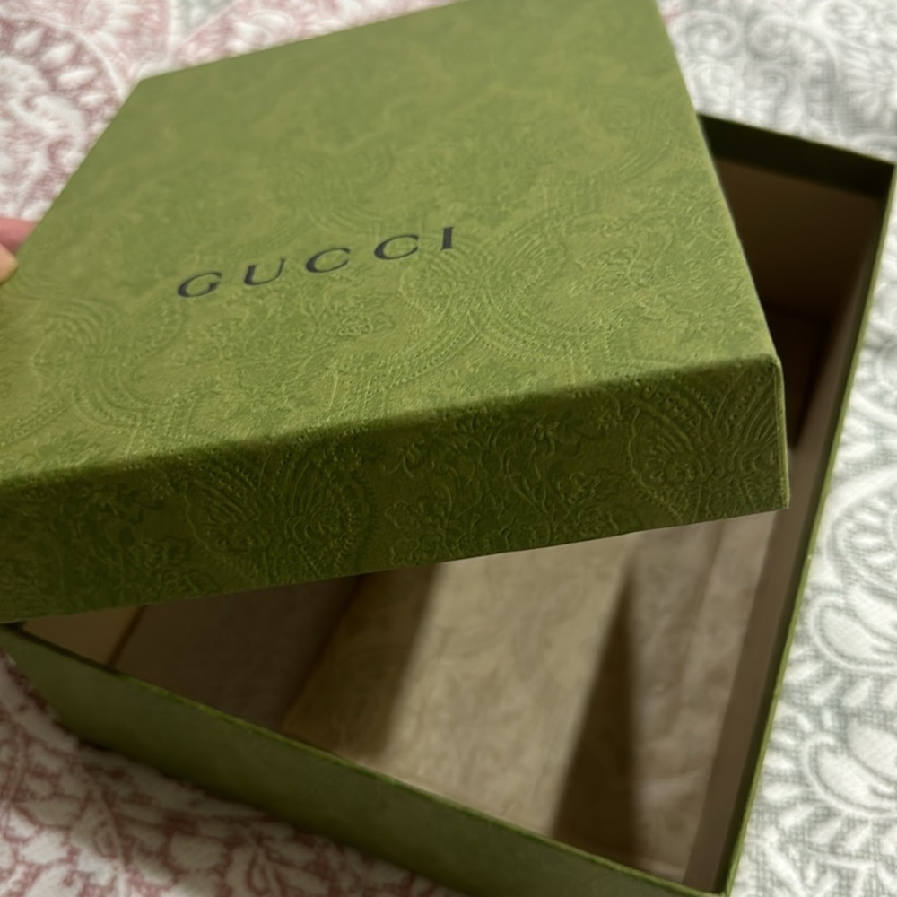 🆕 Gucci Box!! - Picture 5 of 13
